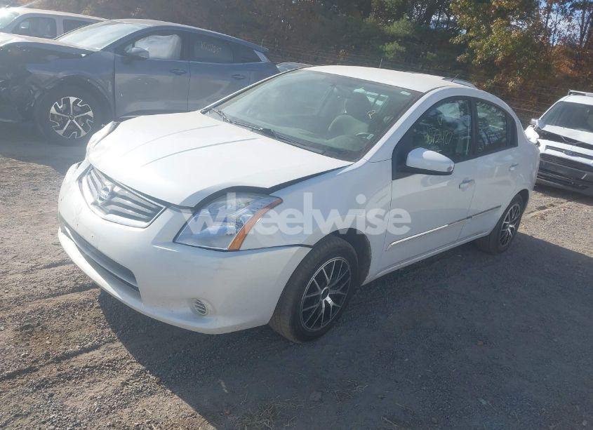 Photo 2 of 2011 Nissan Sentra 2.0S (VIN 3N1AB6AP3BL716042)