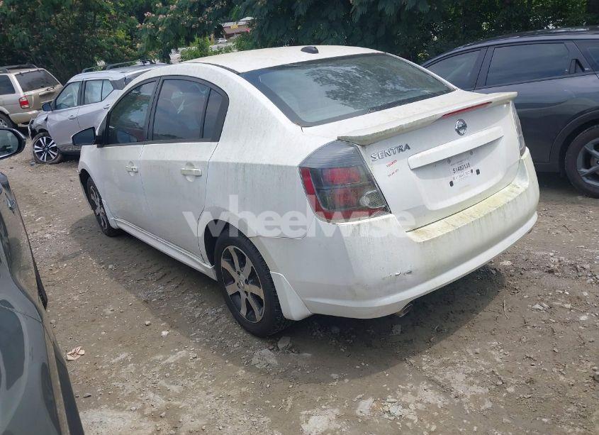 Photo 3 of 2011 Nissan Sentra 2.0SR (VIN 3N1AB6AP3BL718941)