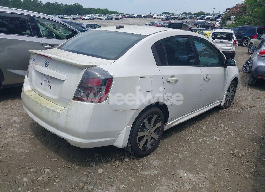 Photo 4 of 2011 Nissan Sentra 2.0SR (VIN 3N1AB6AP3BL718941)