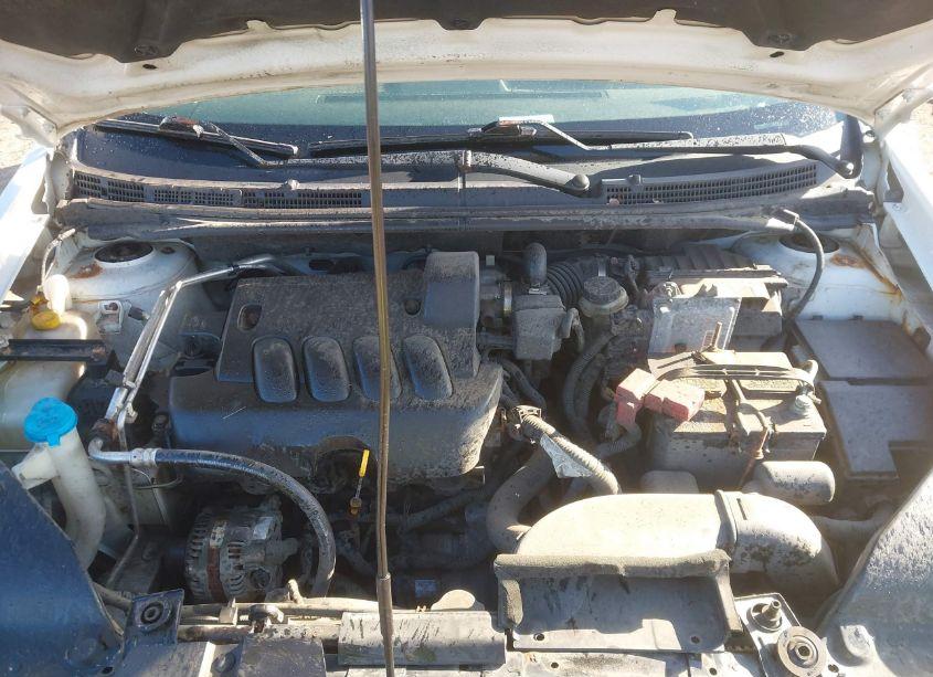 Photo 10 of 2011 Nissan Sentra 2.0S (VIN 3N1AB6AP3BL723444)