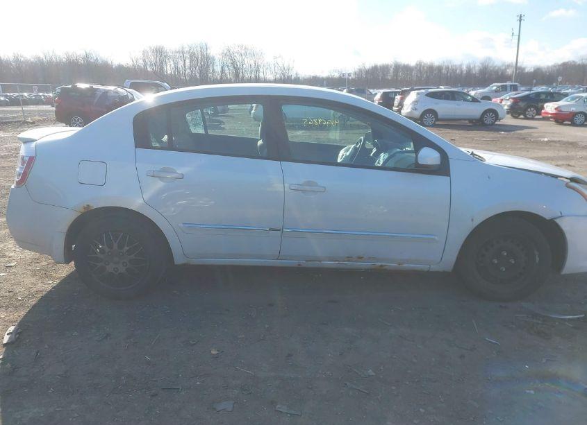 Photo 13 of 2011 Nissan Sentra 2.0S (VIN 3N1AB6AP3BL723444)