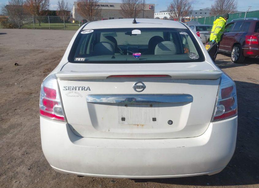 Photo 16 of 2011 Nissan Sentra 2.0S (VIN 3N1AB6AP3BL723444)