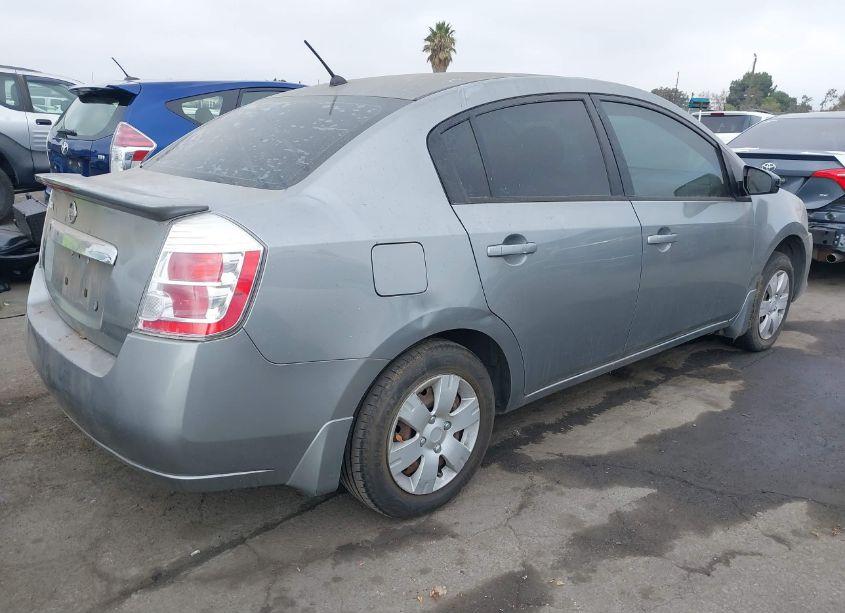 Photo 4 of 2011 Nissan Sentra 2.0/2.0S/SR/2.0SL (VIN 3N1AB6AP3BL729549)
