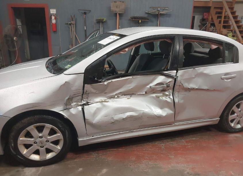 Photo 6 of 2012 Nissan Sentra 2.0 SR (VIN 3N1AB6AP3CL623295)