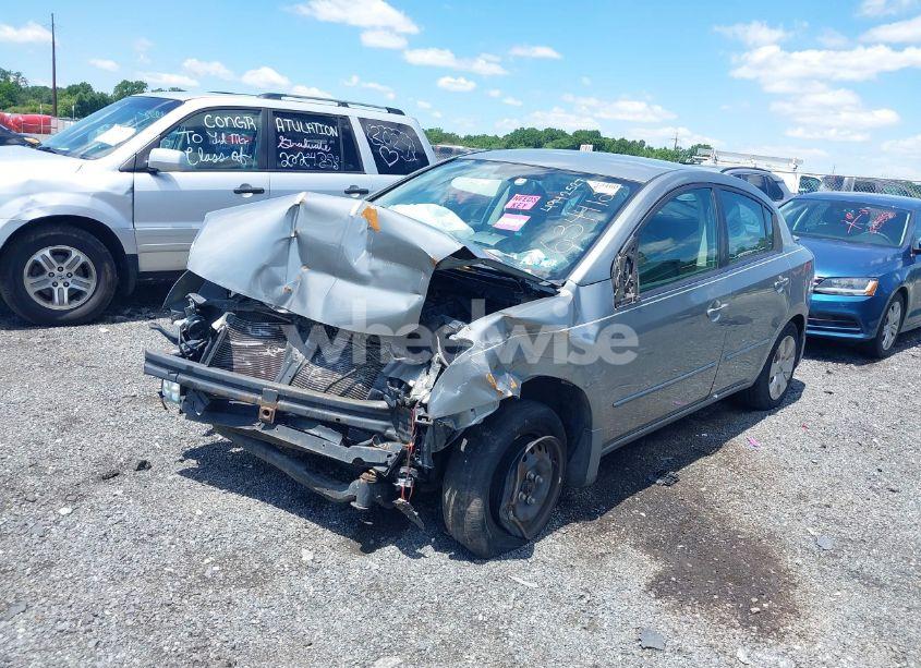 Photo 2 of 2012 Nissan Sentra 2.0 (VIN 3N1AB6AP3CL634412)