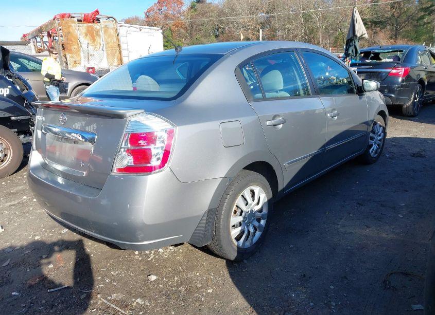 Photo 4 of 2012 Nissan Sentra 2.0 S (VIN 3N1AB6AP3CL735305)
