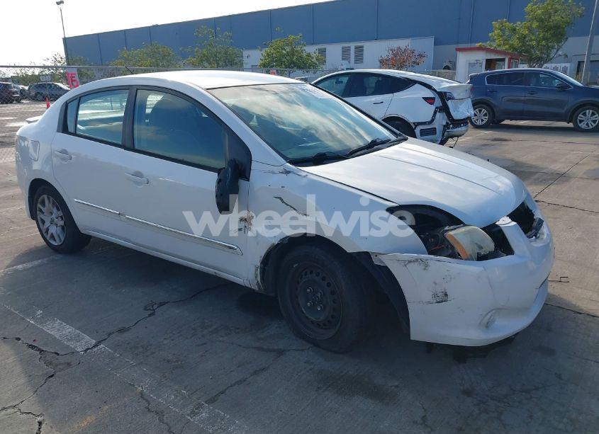2012 Nissan Sentra 2.0 S (VIN 3N1AB6AP3CL738804) main photo