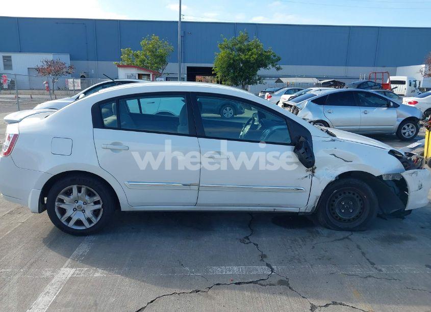 Photo 13 of 2012 Nissan Sentra 2.0 S (VIN 3N1AB6AP3CL738804)