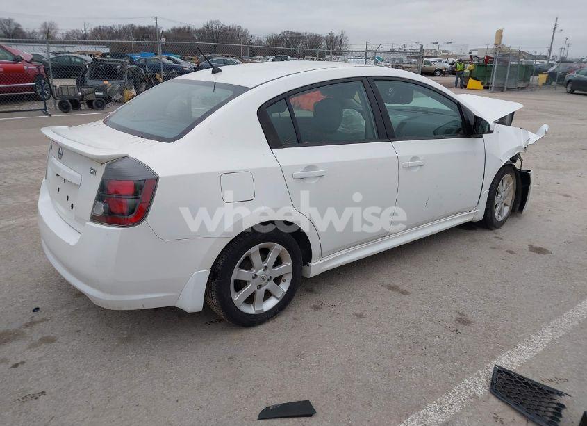 Photo 4 of 2010 Nissan Sentra 2.0SR (VIN 3N1AB6AP4AL615011)