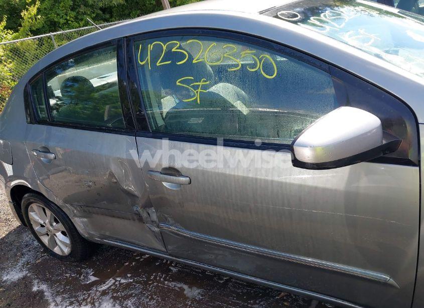 Photo 13 of 2010 Nissan Sentra 2.0S (VIN 3N1AB6AP4AL630821)