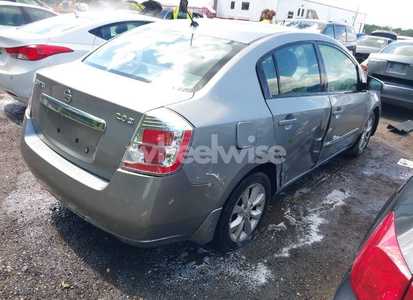 Photo 4 of 2010 Nissan Sentra 2.0S (VIN 3N1AB6AP4AL630821)