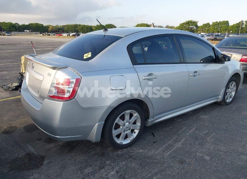 Photo 4 of 2010 Nissan Sentra 2.0SR (VIN 3N1AB6AP4AL694311)
