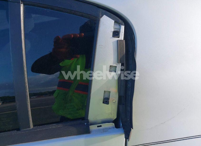 Photo 6 of 2010 Nissan Sentra 2.0SR (VIN 3N1AB6AP4AL694311)