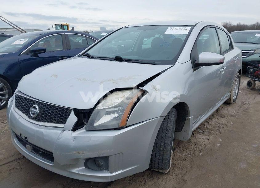 Photo 2 of 2010 Nissan Sentra 2.0SR (VIN 3N1AB6AP4AL699315)