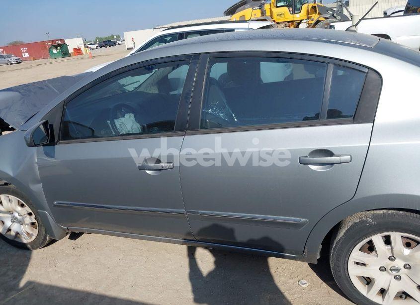 Photo 14 of 2010 Nissan Sentra 2.0S (VIN 3N1AB6AP4AL720826)