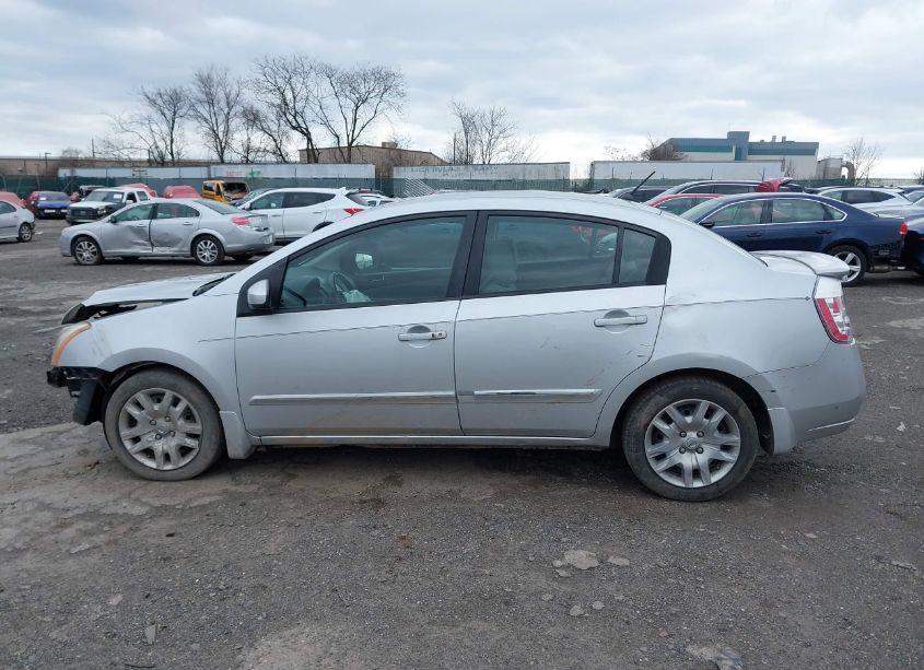 Photo 13 of 2011 Nissan Sentra 2.0S (VIN 3N1AB6AP4BL622414)