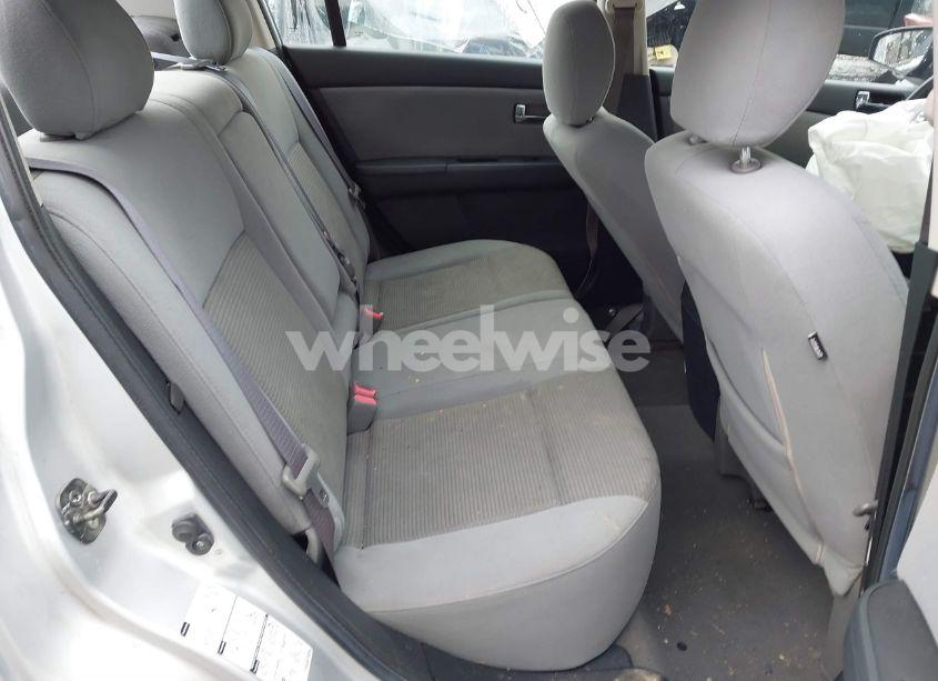 Photo 8 of 2011 Nissan Sentra 2.0SR (VIN 3N1AB6AP4BL640721)