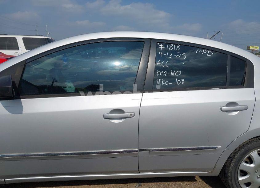 Photo 14 of 2011 Nissan Sentra 2.0S (VIN 3N1AB6AP4BL653338)