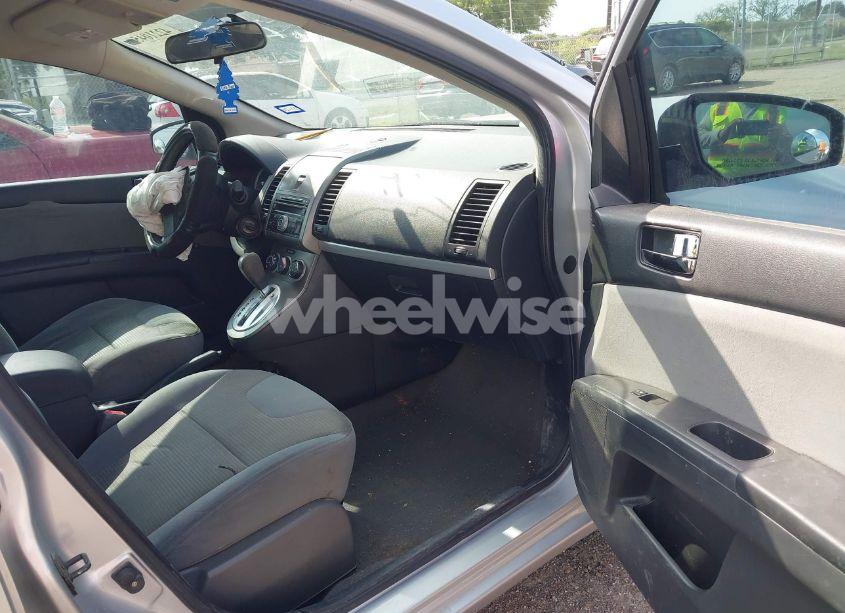 Photo 5 of 2011 Nissan Sentra 2.0S (VIN 3N1AB6AP4BL653338)