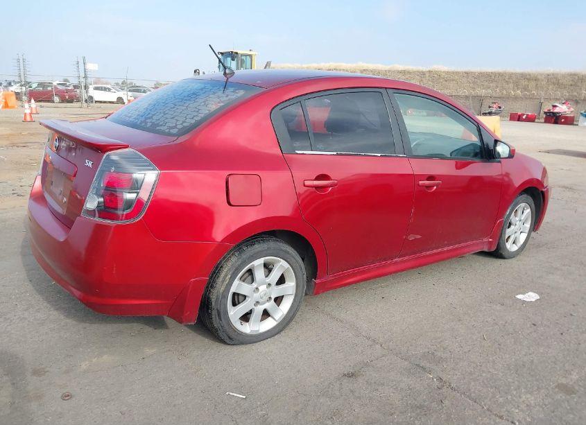 Photo 4 of 2011 Nissan Sentra 2.0SR (VIN 3N1AB6AP4BL680748)
