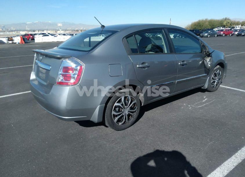 Photo 4 of 2011 Nissan Sentra 2.0S (VIN 3N1AB6AP4BL691605)
