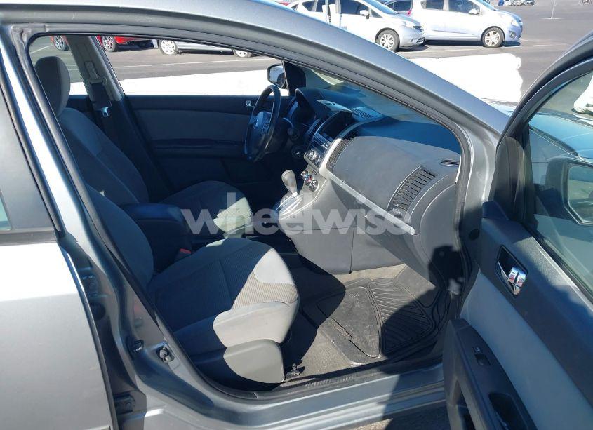 Photo 5 of 2011 Nissan Sentra 2.0S (VIN 3N1AB6AP4BL691605)