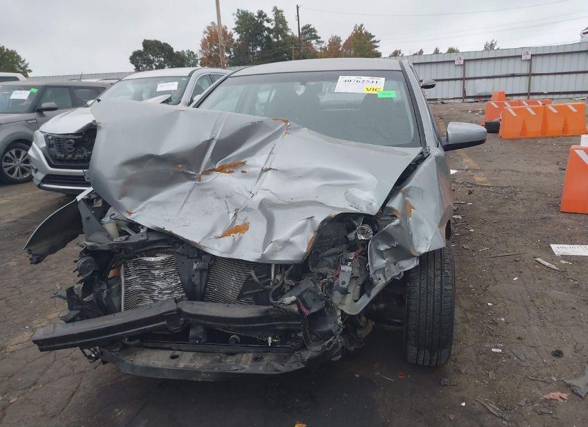 Photo 6 of 2011 Nissan Sentra 2.0 (VIN 3N1AB6AP4BL695671)