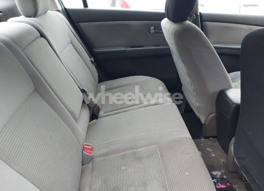 Photo 8 of 2011 Nissan Sentra 2.0S (VIN 3N1AB6AP4BL715837)