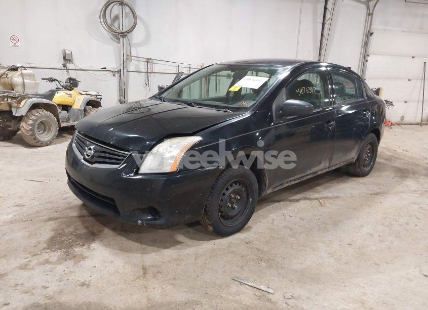 Photo 2 of 2011 Nissan Sentra 2.0 (VIN 3N1AB6AP4BL718415)