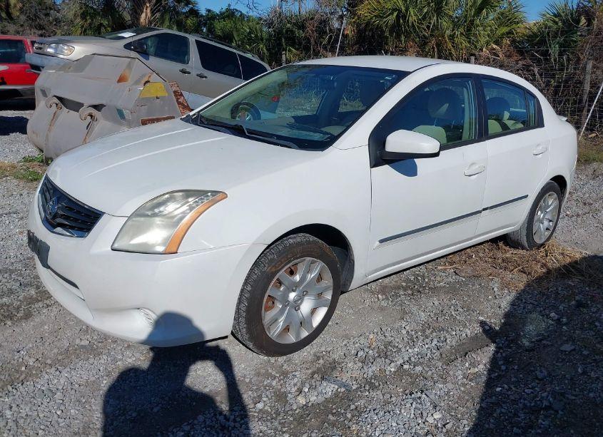 Photo 2 of 2012 Nissan Sentra 2.0 S (VIN 3N1AB6AP4CL613116)