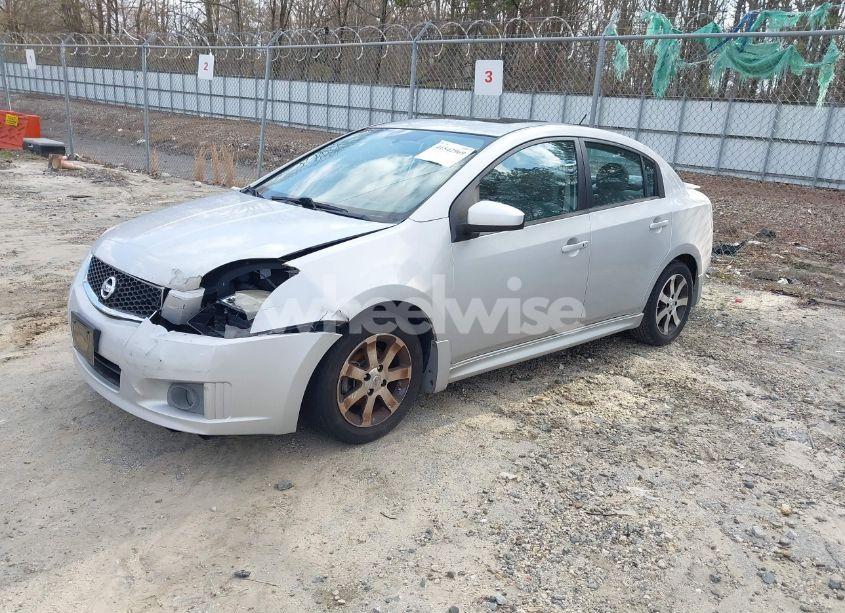 Photo 2 of 2012 Nissan Sentra 2.0 SR (VIN 3N1AB6AP4CL614993)