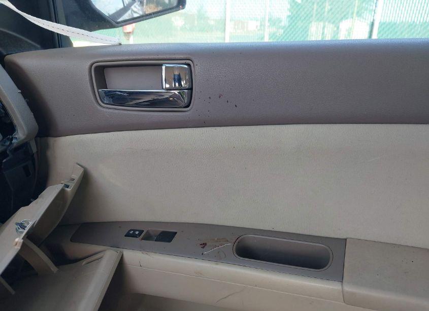 Photo 14 of 2012 Nissan Sentra 2.0 S (VIN 3N1AB6AP4CL630630)