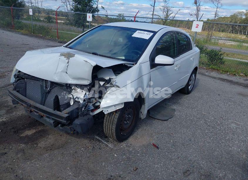 Photo 2 of 2012 Nissan Sentra 2.0 (VIN 3N1AB6AP4CL658590)