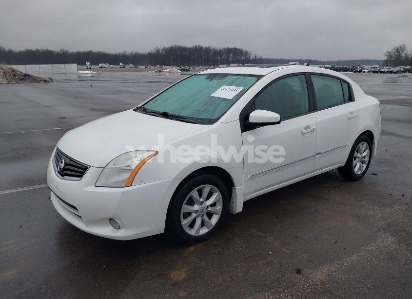 Photo 2 of 2010 Nissan Sentra 2.0SL (VIN 3N1AB6AP5AL602753)