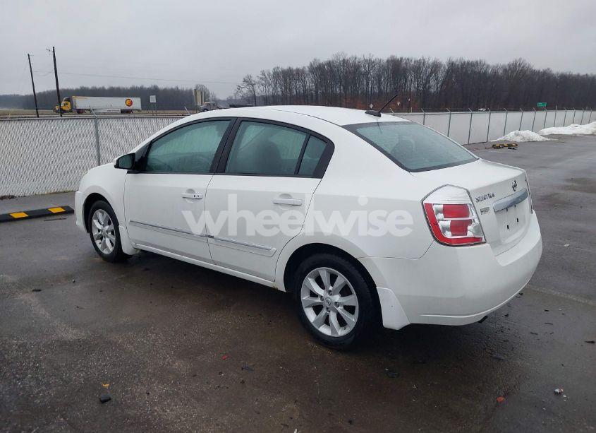 Photo 3 of 2010 Nissan Sentra 2.0SL (VIN 3N1AB6AP5AL602753)