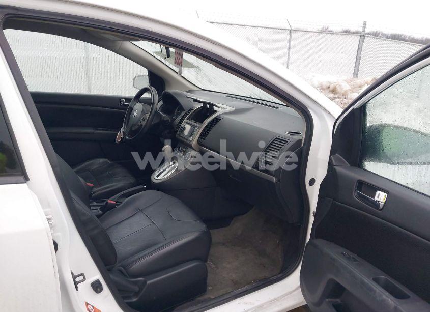 Photo 5 of 2010 Nissan Sentra 2.0SL (VIN 3N1AB6AP5AL602753)