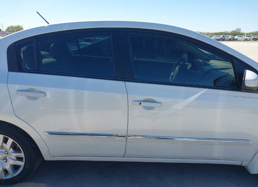 Photo 13 of 2010 Nissan Sentra 2.0S (VIN 3N1AB6AP5AL635364)