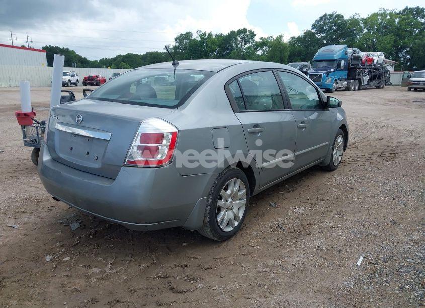 Photo 4 of 2010 Nissan Sentra 2.0S (VIN 3N1AB6AP5AL645702)