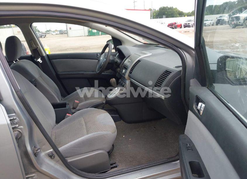 Photo 5 of 2010 Nissan Sentra 2.0S (VIN 3N1AB6AP5AL645702)