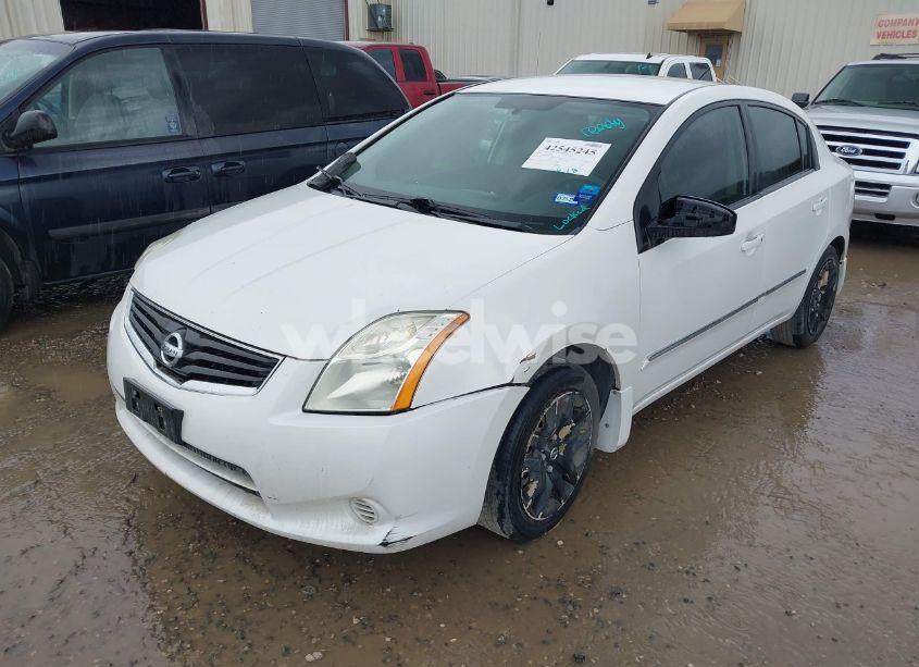 Photo 2 of 2010 Nissan Sentra 2.0S (VIN 3N1AB6AP5AL674620)