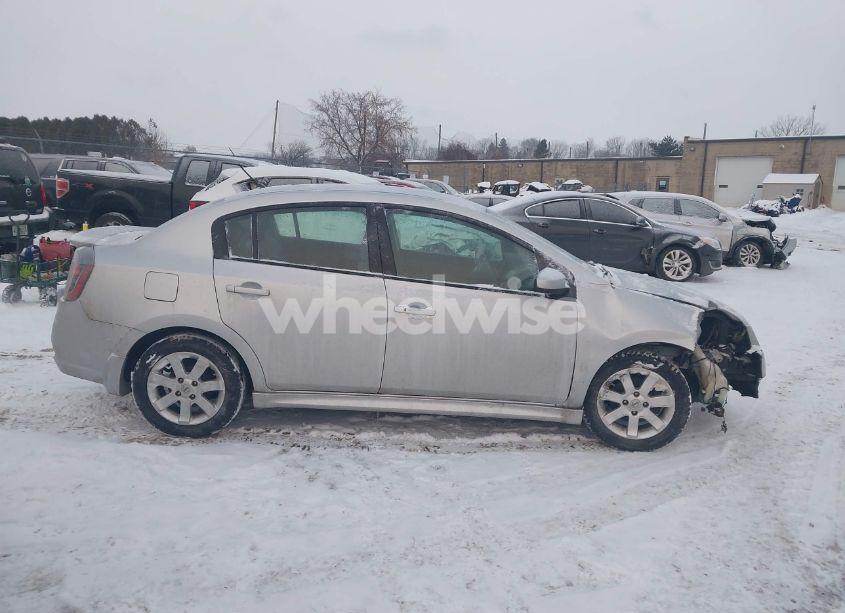 Photo 13 of 2010 Nissan Sentra 2.0SR (VIN 3N1AB6AP5AL680580)