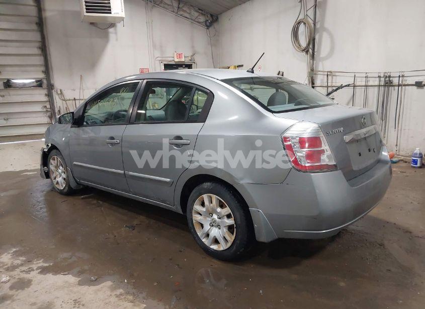 Photo 3 of 2010 Nissan Sentra 2.0S (VIN 3N1AB6AP5AL725923)