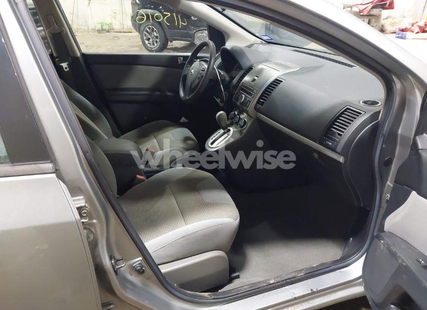 Photo 5 of 2010 Nissan Sentra 2.0S (VIN 3N1AB6AP5AL725923)