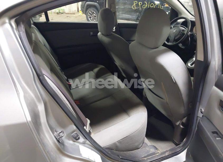 Photo 8 of 2010 Nissan Sentra 2.0S (VIN 3N1AB6AP5AL725923)