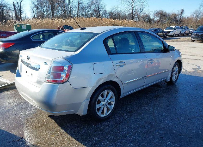 Photo 4 of 2010 Nissan Sentra 2.0SL (VIN 3N1AB6AP5AL729499)