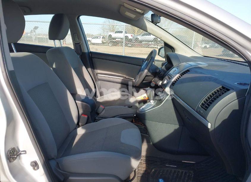 Photo 5 of 2011 Nissan Sentra 2.0S (VIN 3N1AB6AP5BL658354)