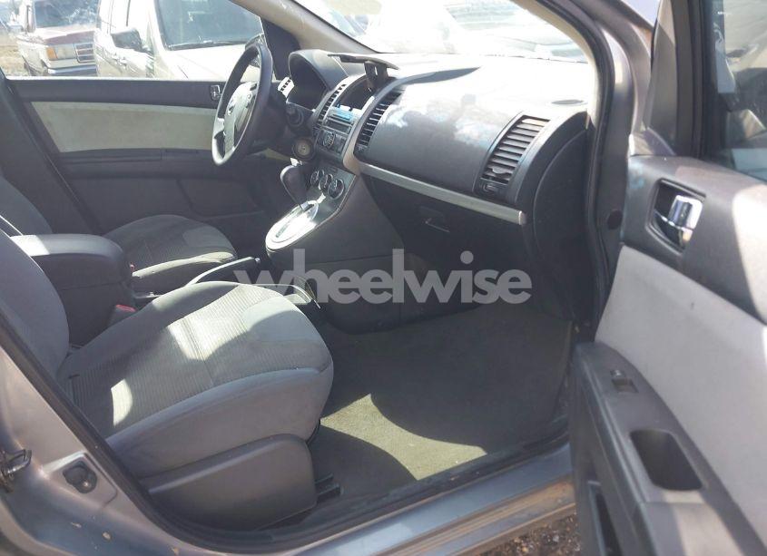 Photo 5 of 2011 Nissan Sentra 2.0S (VIN 3N1AB6AP5BL663148)