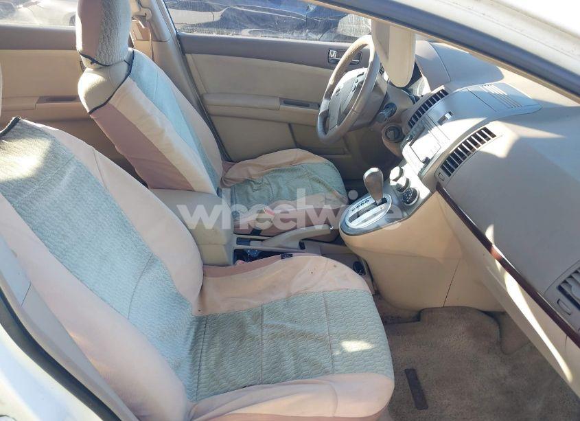 Photo 5 of 2011 Nissan Sentra 2.0SL (VIN 3N1AB6AP5BL728516)