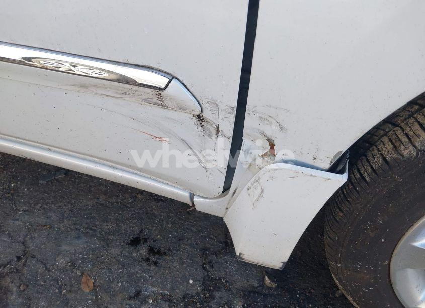 Photo 6 of 2011 Nissan Sentra 2.0SL (VIN 3N1AB6AP5BL728516)