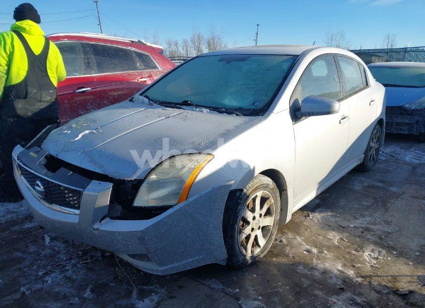 Photo 2 of 2012 Nissan Sentra 2.0 SR (VIN 3N1AB6AP5CL605977)